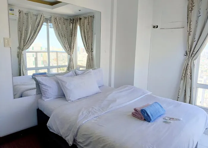 Enjoy Free Sauna And Pool Access, Save 40 Percent Month On A Deluxe Unit In With A Balcony In Prime Location Near Naia, Bay, Robinsons Place, Pgh, Bellagio, Up, And Intramuros Updated 2025 Rates For An Unforgettable Staycation Apartahotel Manila