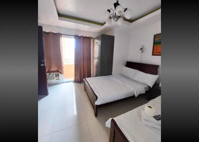 Enjoy Free Sauna And Pool Access, Save 40 Percent Month On A Deluxe Unit In With A Balcony In Prime Location Near Naia, Bay, Robinsons Place, Pgh, Bellagio, Up, And Intramuros Updated 2025 Rates For An Unforgettable Staycation Apartahotel *